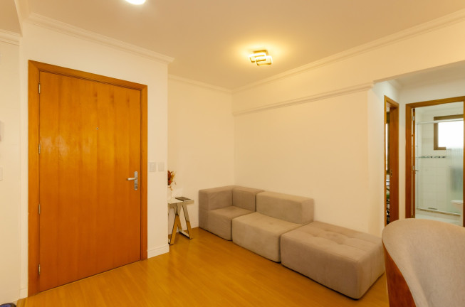 Imagem Imóvel com 2 Quartos à Venda, 72 m² em Passo Da Areia - Porto Alegre