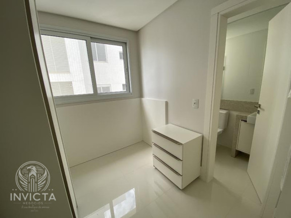 Imagem Apartamento com 4 Quartos à Venda, 237 m² em Centro - Balneário Camboriú Imagem Apartamento com 4 Quartos à Venda, 237 m² em Centro - Balneário Camboriú