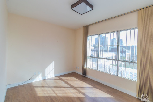 Imagem Sala Comercial à Venda, 55 m² em São Geraldo - Porto Alegre Imagem Sala Comercial à Venda, 55 m² em São Geraldo - Porto Alegre