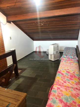 Imagem Imóvel com 2 Quartos à Venda, 100 m² em Peró - Cabo Frio Imagem Imóvel com 2 Quartos à Venda, 100 m² em Peró - Cabo Frio