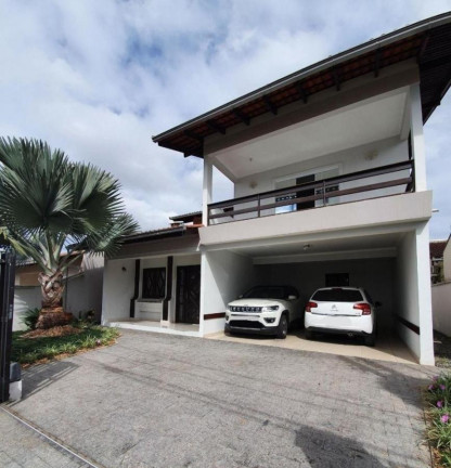 Casa com 4 Quartos à Venda, 340 m² em Costa E Silva - Joinville