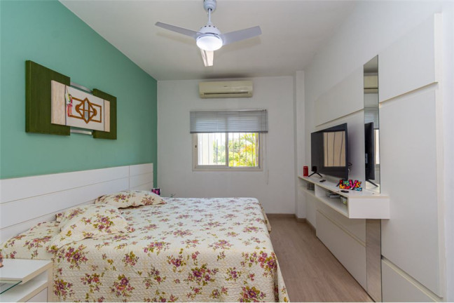 Imagem Casa com 3 Quartos à Venda,  em Harmonia - Canoas
