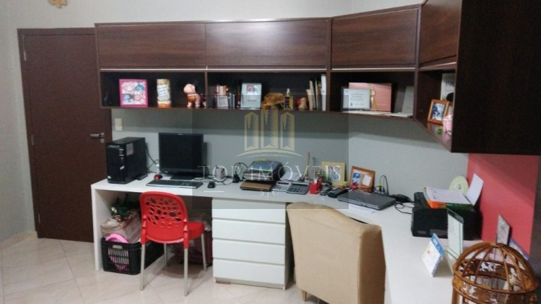 Imagem Casa com 4 Quartos à Venda, 1.338 m² em Jardim Das Flores - Santa Branca Imagem Casa com 4 Quartos à Venda, 1.338 m² em Jardim Das Flores - Santa Branca