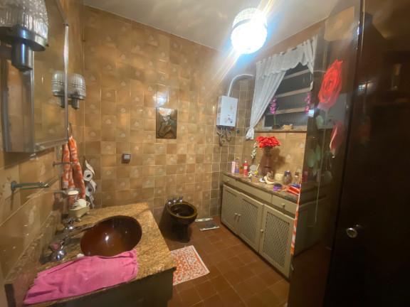 Imagem Imóvel com 3 Quartos à Venda, 182 m² em Copacabana - Rio De Janeiro Imagem Imóvel com 3 Quartos à Venda, 182 m² em Copacabana - Rio De Janeiro