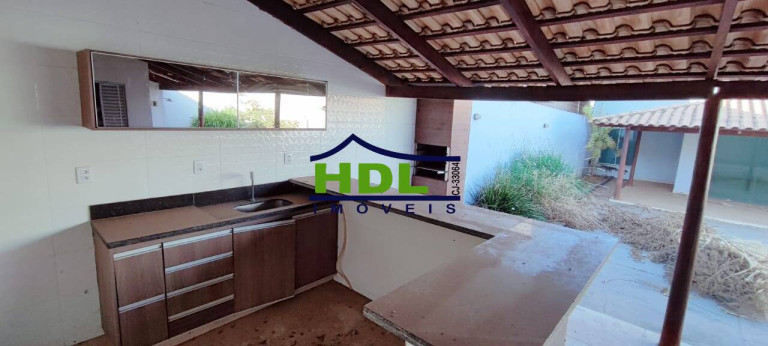 Imagem Casa com 3 Quartos à Venda, 360 m² em Jardim Frei Leopoldo - Hidrolândia