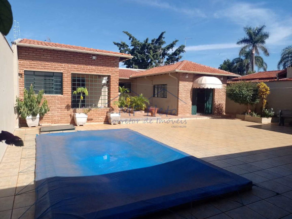 Imagem Casa com 3 Quartos à Venda, 490 m² em Cidade Jardim - Pirassununga