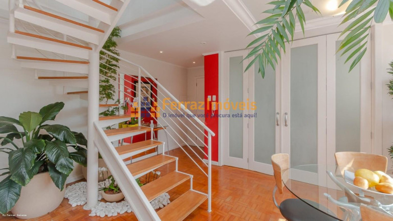 Imagem Apartamento com 2 Quartos à Venda, 170 m² em Santa Cecília - Porto Alegre Imagem Apartamento com 2 Quartos à Venda, 170 m² em Santa Cecília - Porto Alegre