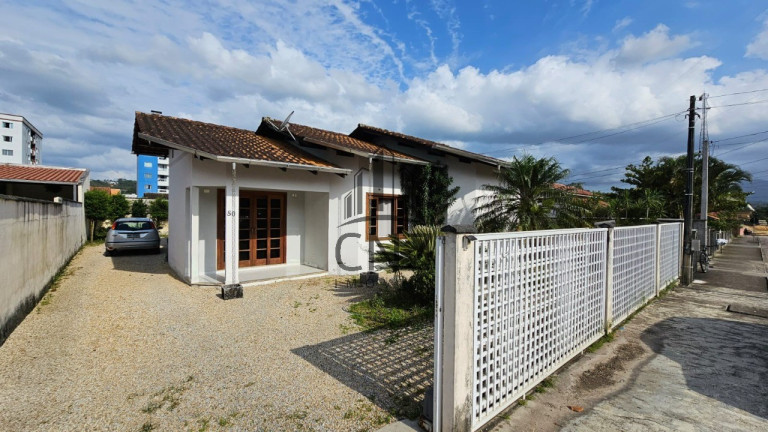 Imagem Casa com 2 Quartos à Venda, 120 m² em Dom Joaquim - Brusque Imagem Casa com 2 Quartos à Venda, 120 m² em Dom Joaquim - Brusque