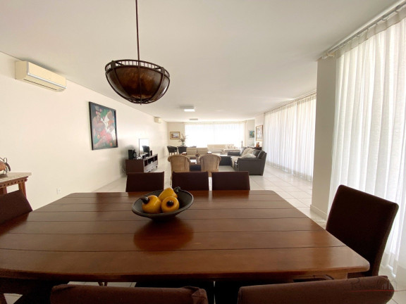 Imagem Casa com 4 Quartos à Venda, 620 m² em Jurerê - Florianópolis Imagem Casa com 4 Quartos à Venda, 620 m² em Jurerê - Florianópolis