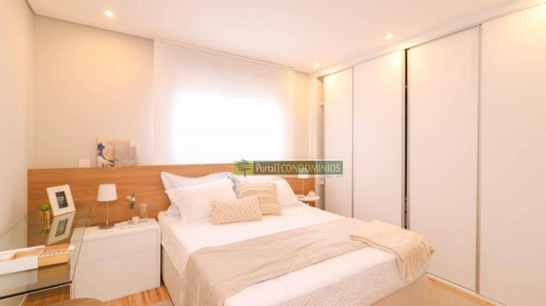 Imagem Apartamento com 2 Quartos à Venda, 72 m² em Cabral - Curitiba