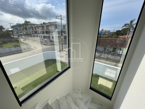 Imagem Casa com 3 Quartos à Venda, 224 m² em Ingleses Do Rio Vermelho - Florianópolis