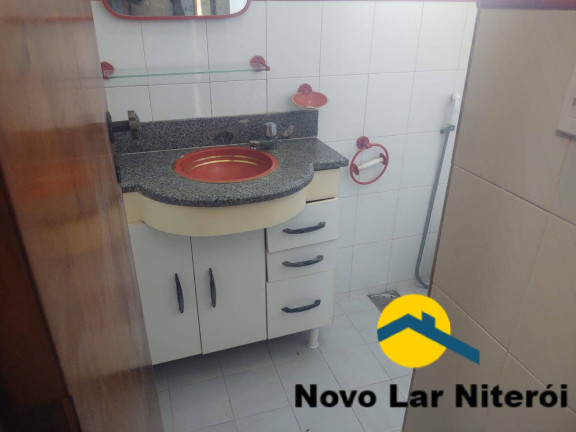Imagem Casa com 3 Quartos à Venda, 250 m² em Centro - São Gonçalo Imagem Casa com 3 Quartos à Venda, 250 m² em Centro - São Gonçalo