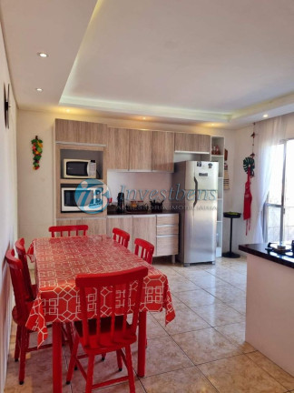 Imagem Casa com 4 Quartos à Venda, 190 m² em Novo Mundo - Curitiba Imagem Casa com 4 Quartos à Venda, 190 m² em Novo Mundo - Curitiba