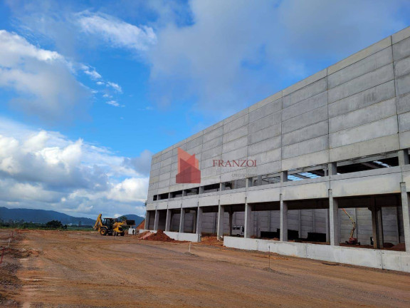Imagem Galpão para Alugar, 3.440 m² em Quilômetro Doze - Itajaí Imagem Galpão para Alugar, 3.440 m² em Quilômetro Doze - Itajaí