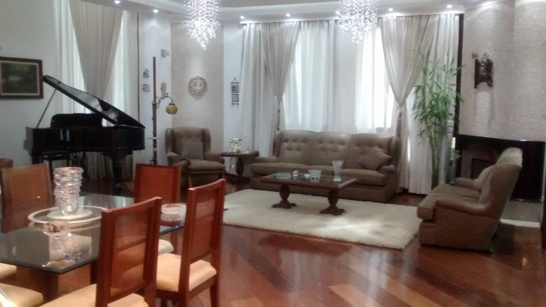 Imagem Casa com 4 Quartos à Venda, 560 m² em Residencial Morada Das Estrelas (aldeia Da Serra) - Barueri