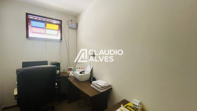 Imagem Casa com 4 Quartos à Venda, 200 m² em Santa Mônica - Feira De Santana Imagem Casa com 4 Quartos à Venda, 200 m² em Santa Mônica - Feira De Santana