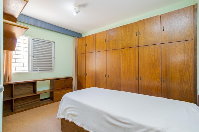 Imagem Casa com 4 Quartos à Venda, 252 m² em Seminário - Curitiba Imagem Casa com 4 Quartos à Venda, 252 m² em Seminário - Curitiba