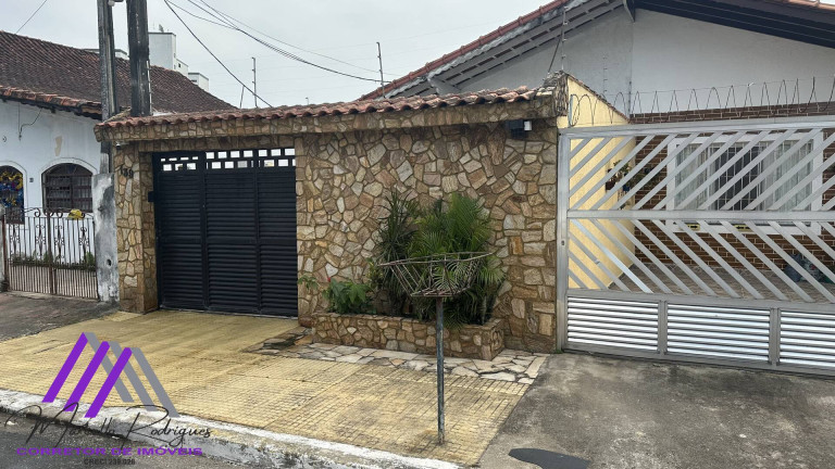 Casa com 3 Quartos à Venda, 130 m² em Vila Tupi - Praia Grande