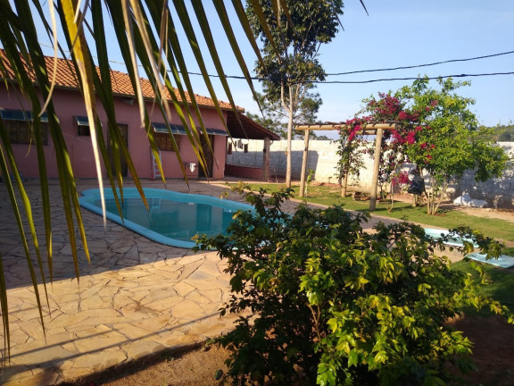 Imóvel com 2 Quartos à Venda, 14.300 m² em Campo Largo - Jarinu