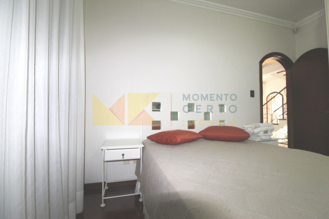 Imagem Casa com 3 Quartos à Venda, 650 m² em Valparaíso - Blumenau