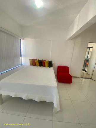 Imagem Imóvel com 3 Quartos à Venda, 390 m² em Pituba - Salvador Imagem Imóvel com 3 Quartos à Venda, 390 m² em Pituba - Salvador