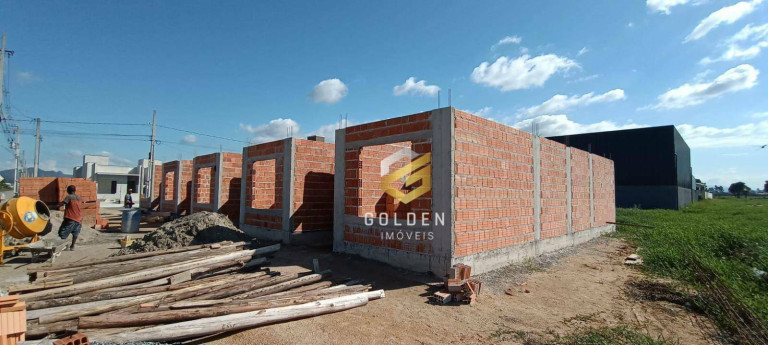 Casa com 2 Quartos à Venda, 58 m² em Dom Geraldo - Tijucas