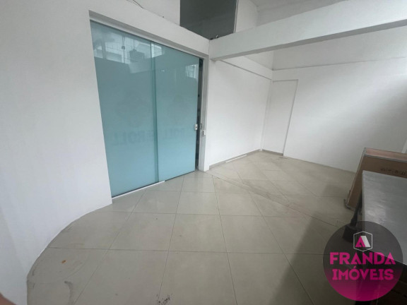 Loja para Alugar, 20 m² em Centro - Ubatuba