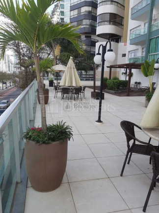 Imagem Apartamento com 2 Quartos à Venda, 79 m² em Centro - Balneário Camboriú