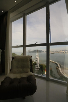 Apartamento com 4 Quartos à Venda, 192 m² em Pioneiros - Balneário Camboriú