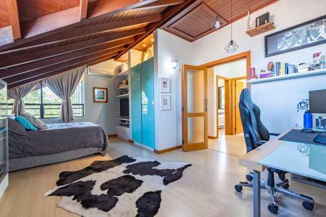 Imagem Casa de Condomínio com 4 Quartos à Venda, 378 m² em João Paulo - Florianópolis Imagem Casa de Condomínio com 4 Quartos à Venda, 378 m² em João Paulo - Florianópolis