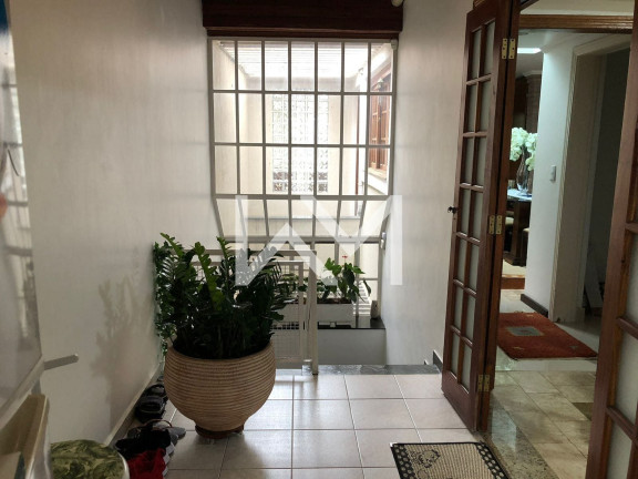 Imagem Sobrado com 4 Quartos à Venda, 430 m² em Vila Galvão - Guarulhos Imagem Sobrado com 4 Quartos à Venda, 430 m² em Vila Galvão - Guarulhos