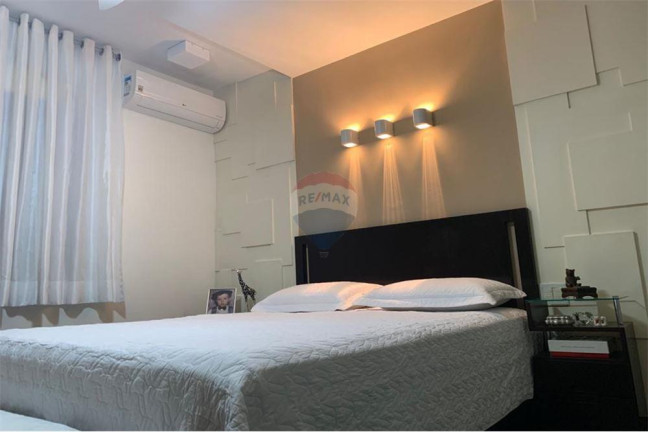 Imagem Casa com 6 Quartos à Venda, 450 m² em Pendotiba - Niterói Imagem Casa com 6 Quartos à Venda, 450 m² em Pendotiba - Niterói