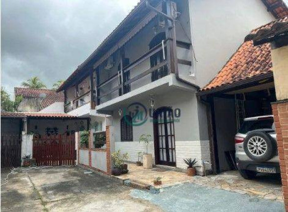 Casa com 2 Quartos à Venda, 120 m² em Itaipu - Niterói