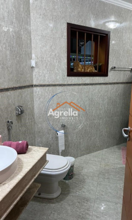 Imagem Casa com 3 Quartos à Venda, 232 m² em Parque Residencial Murayama - Mogi Mirim Imagem Casa com 3 Quartos à Venda, 232 m² em Parque Residencial Murayama - Mogi Mirim