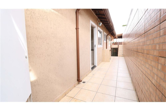 Imagem Casa com 2 Quartos à Venda, em Campo Limpo - São Paulo Imagem Casa com 2 Quartos à Venda, em Campo Limpo - São Paulo