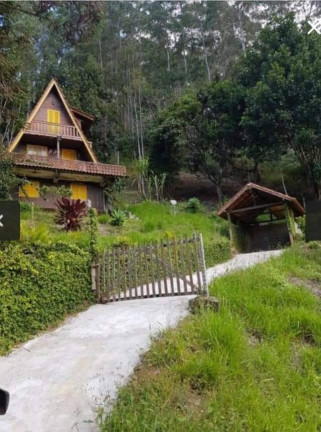 Casa com 2 Quartos à Venda, 1 m² em Toledo - Nova Friburgo