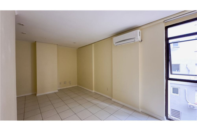Imagem Imóvel Comercial à Venda, 44 m² em Moinhos De Vento - Porto Alegre