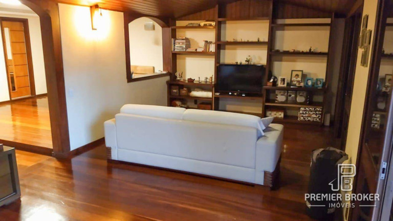 Imagem Casa com 4 Quartos à Venda, 163 m² em Alto - Teresópolis Imagem Casa com 4 Quartos à Venda, 163 m² em Alto - Teresópolis