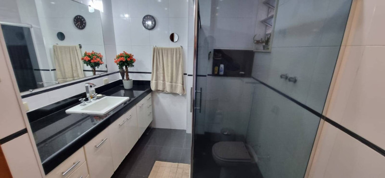 Imagem Apartamento com 3 Quartos à Venda,  em Copacabana - Rio De Janeiro