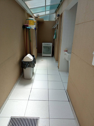 Imagem Casa de Condomínio com 5 Quartos à Venda, 320 m² em Alpahville  - Alphaville