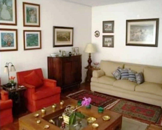 Imagem Casa com 3 Quartos à Venda, 460 m² em Jardim América - São Paulo