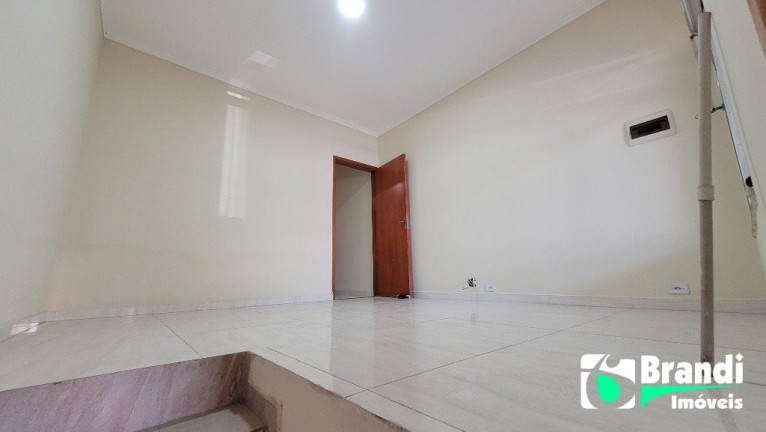 Imagem Sobrado com 6 Quartos para Alugar,  em Vila Alpina - São Paulo