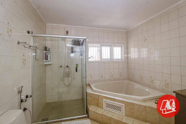 Imagem Casa com 3 Quartos à Venda, 306 m² em Santo Antônio - Porto Alegre Imagem Casa com 3 Quartos à Venda, 306 m² em Santo Antônio - Porto Alegre