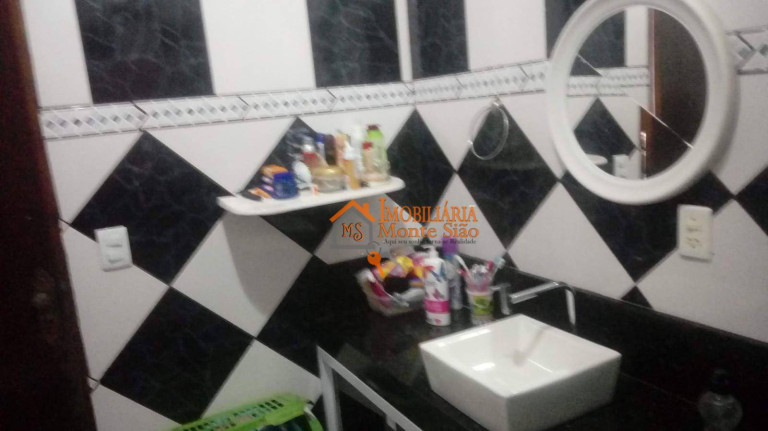Imagem Casa com 2 Quartos à Venda, 250 m² em Jardim Lenize - Guarulhos Imagem Casa com 2 Quartos à Venda, 250 m² em Jardim Lenize - Guarulhos