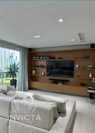 Imagem Apartamento com 4 Quartos à Venda, 162 m² em Centro - Balneário Camboriú Imagem Apartamento com 4 Quartos à Venda, 162 m² em Centro - Balneário Camboriú