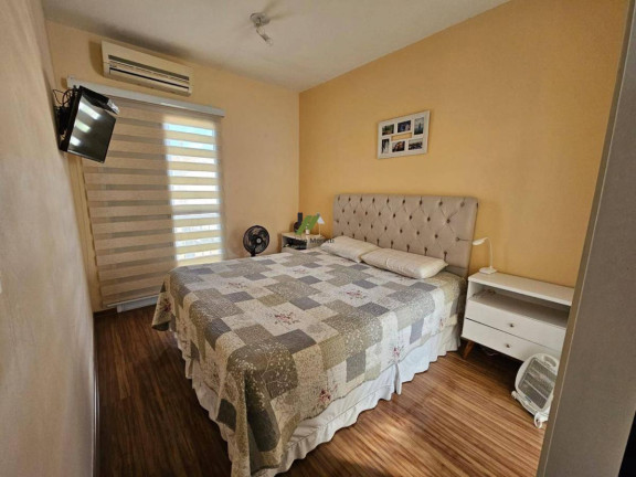 Imagem Casa de Condomínio com 3 Quartos à Venda, 85 m²