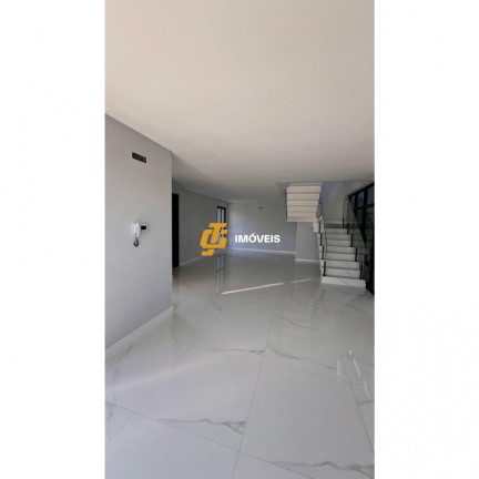 Imagem Sobrado com 4 Quartos à Venda, em Terras Altas - Camboriú Imagem Sobrado com 4 Quartos à Venda, em Terras Altas - Camboriú