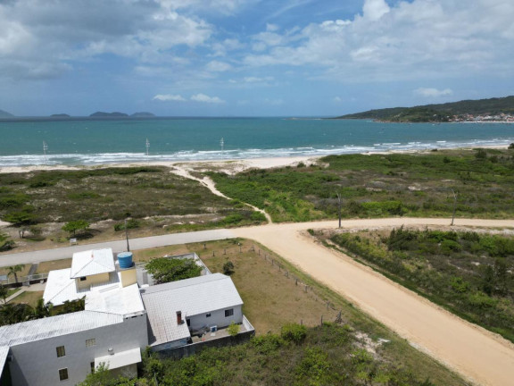 Casa com 3 Quartos para Alugar,  em Praia Da Pinheira - Palhoça