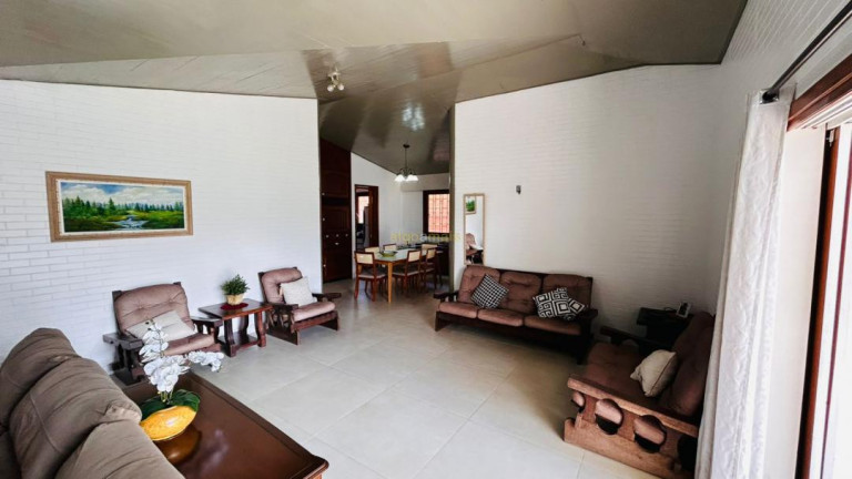 Imagem Casa com 5 Quartos à Venda, 318 m² em Atlântida - Xangri-lá Imagem Casa com 5 Quartos à Venda, 318 m² em Atlântida - Xangri-lá