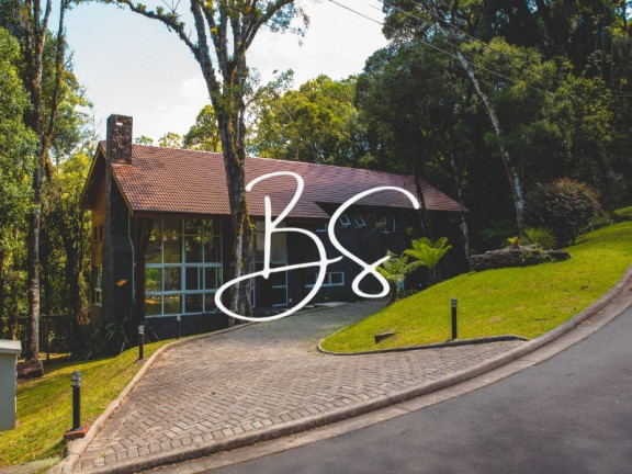 Imagem Casa com 4 Quartos à Venda, 1.101 m² em Centro - Gramado Imagem Casa com 4 Quartos à Venda, 1.101 m² em Centro - Gramado